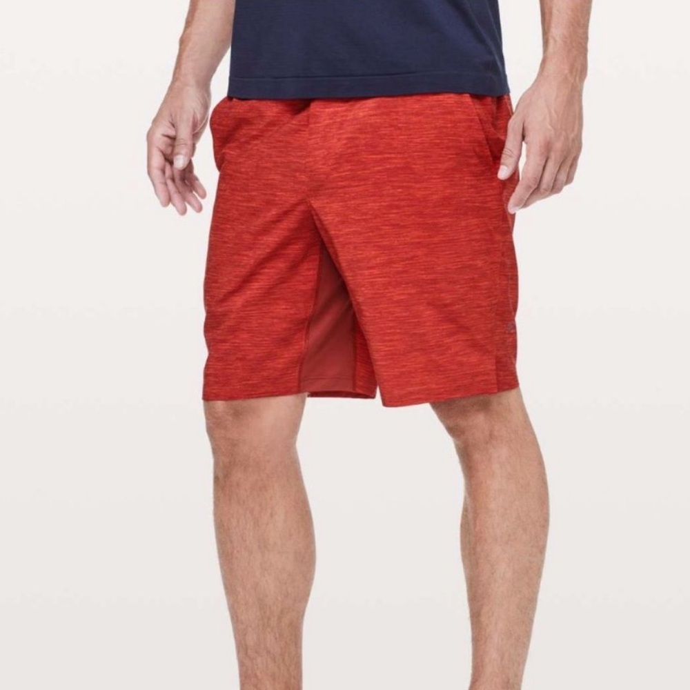 Lululemon T.H.E Short 9" Linerless